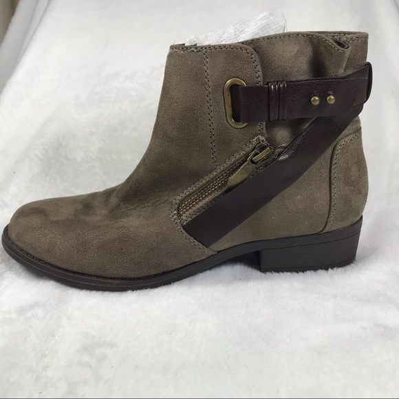 Joe Boxer Booties suede accent with faux leather - Picture 8 of 8